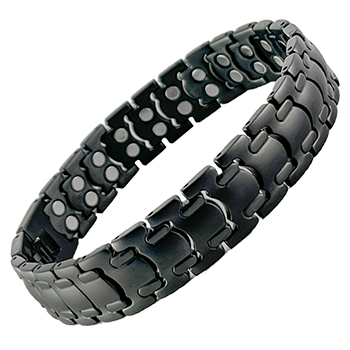 B52 All Black Magnetic Bracelet